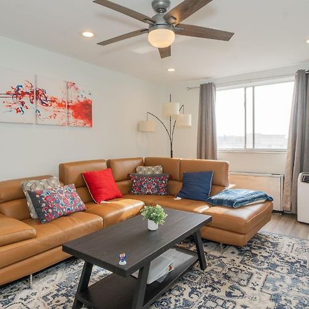 Just Renovated 3 Br/2Bath/ Parking+ Downtown View Apartment Атланта Екстериор снимка